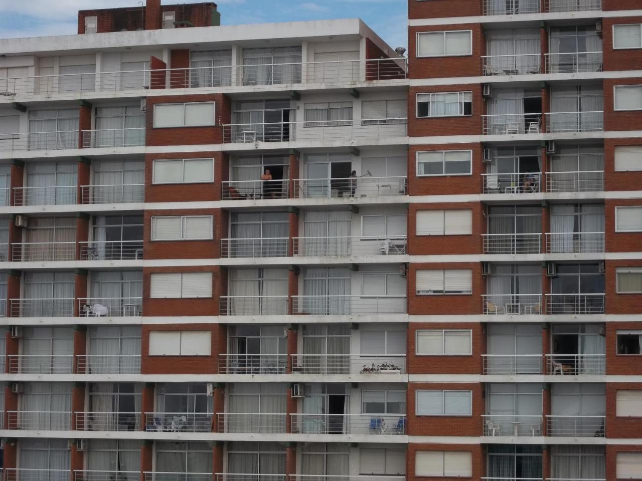 Depto Frente Al Mar - Punta Del Este - Uruguay Ngoại thất bức ảnh